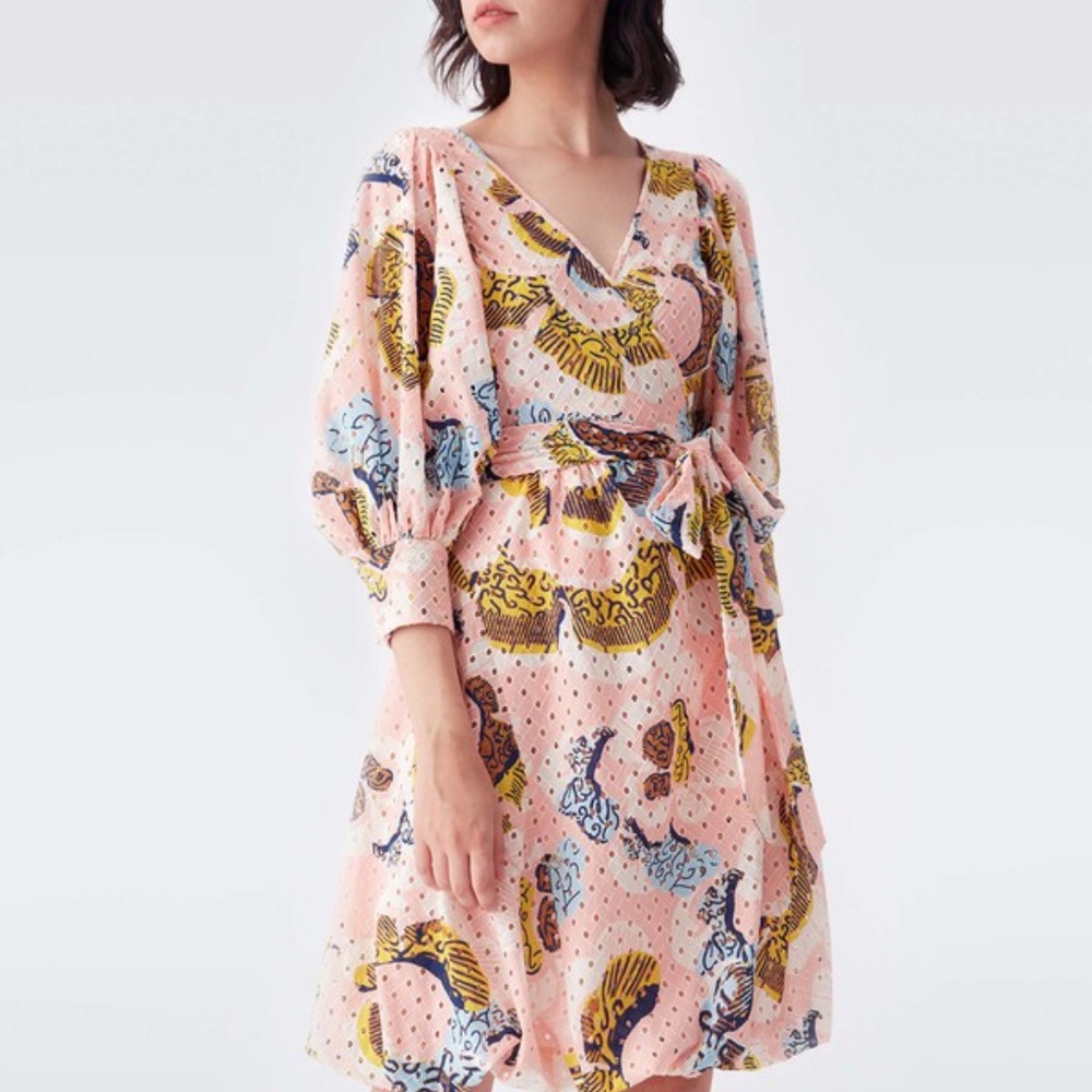 Diane Von Furstenberg Ulrica cotton wrap dress in floral S excellent condition